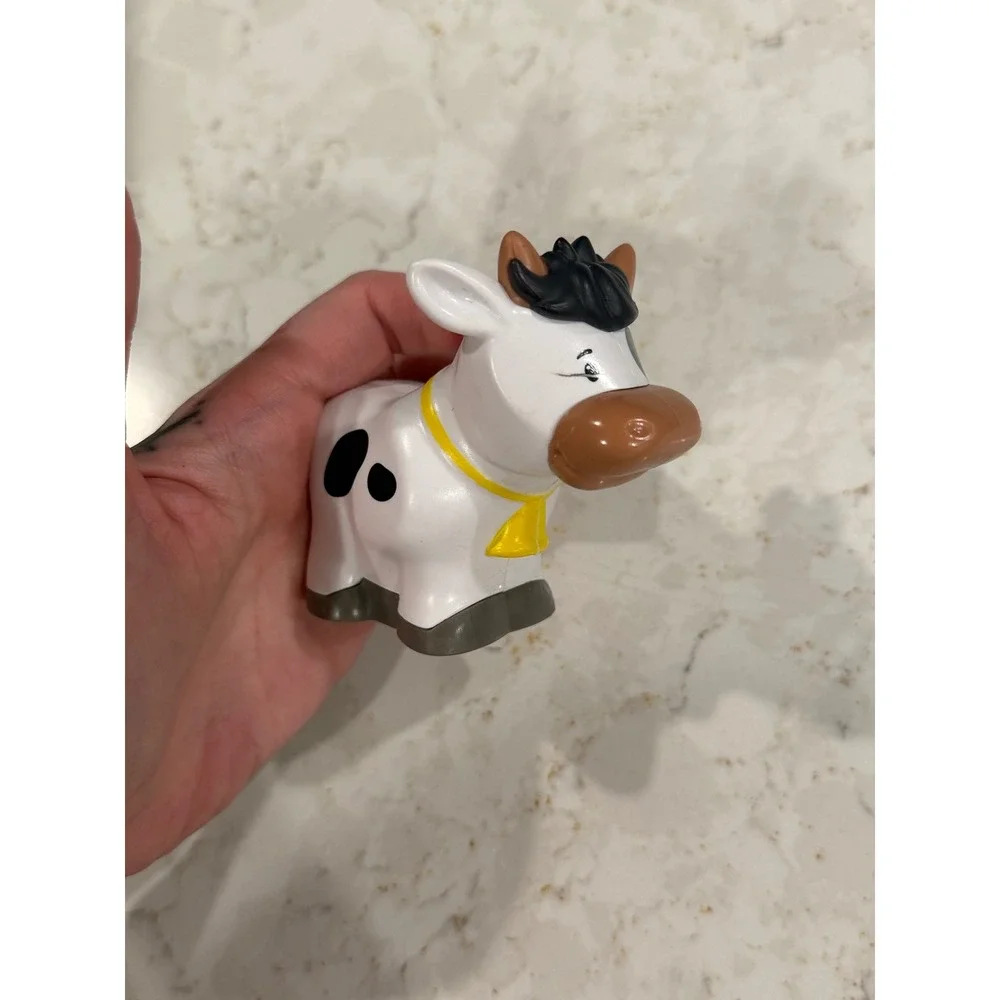 Fisher Price Little People Cow Figure Black White Spotted Farm Animal GFL21‎